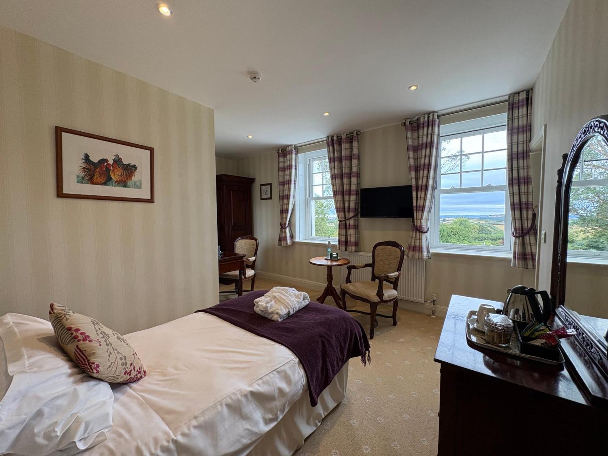 Deluxe Single Room,1742613636:JPEG